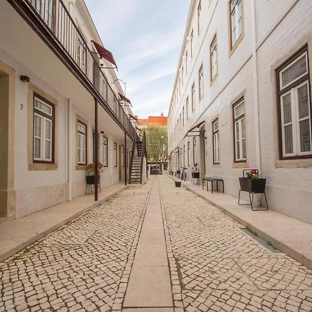 Charming Apartment In Private Condominium At Graca Lisboa Eksteriør billede